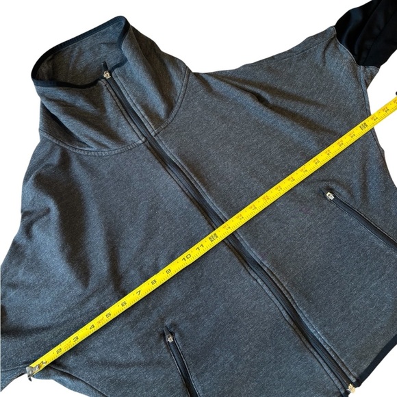 Nike Gray Dri-FIT Full Zip High Collar Jacket - Picture 10 of 11